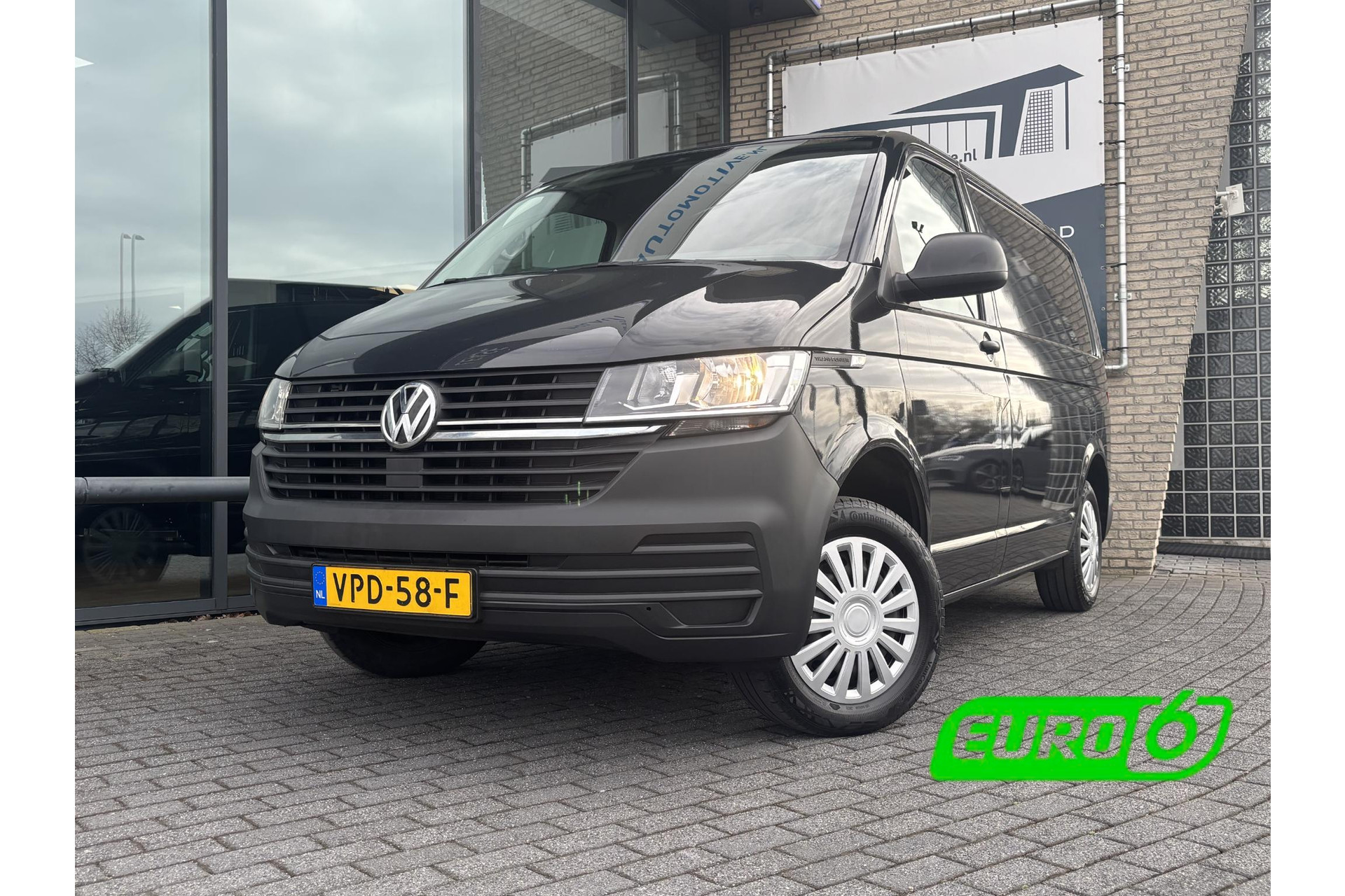 Volkswagen Transporter 2.0 TDI L1H1*A/C*3-PERS*CRUISE*HAAK*BLUETOOTH*
